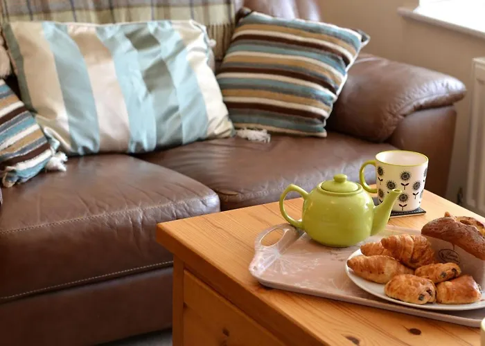 3 Bed In Oc-w018 * Whitby