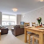 3 Bed In Oc-w018 *