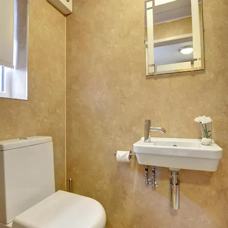 Chapel Gate * Whitby